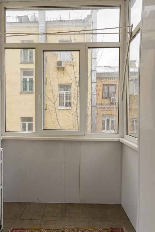 Апартаменты Простора 3 кімнатна біля Майдану Незалежності Киев Экстерьер фото